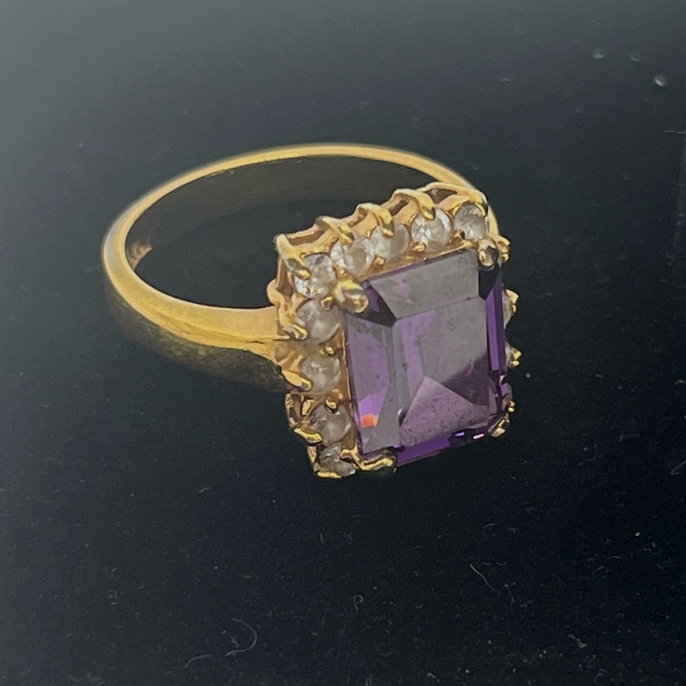 Vintage Lind purple cocktail ring 14k hge gold tone - Picture 7 of 11